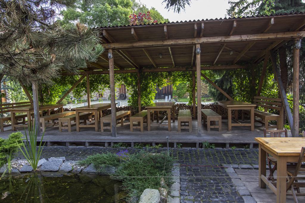 Loděnice 维斯托勒提旅馆酒店 外观 照片