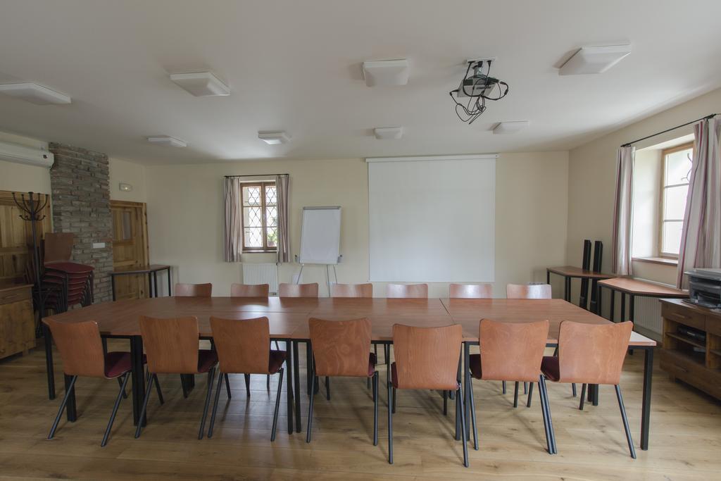 Loděnice 维斯托勒提旅馆酒店 外观 照片