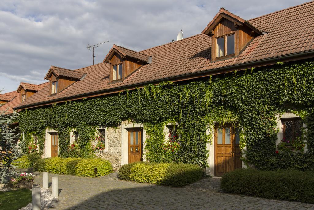Loděnice 维斯托勒提旅馆酒店 外观 照片
