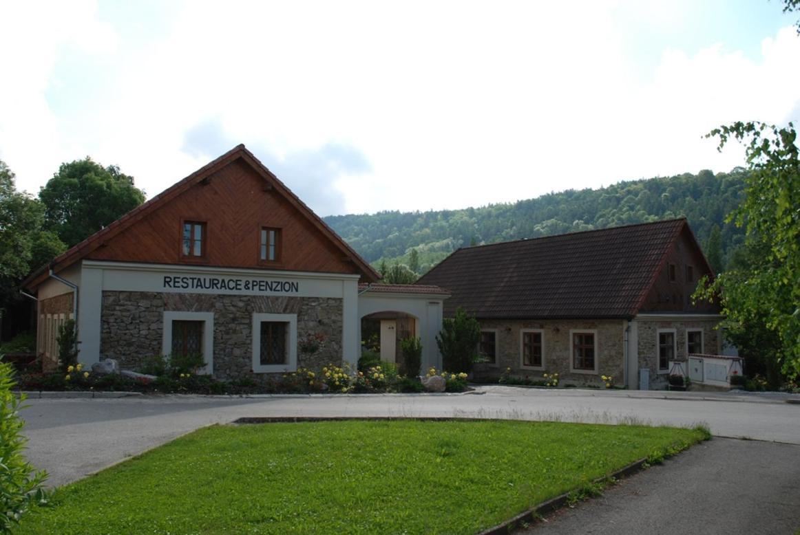 Loděnice 维斯托勒提旅馆酒店 外观 照片