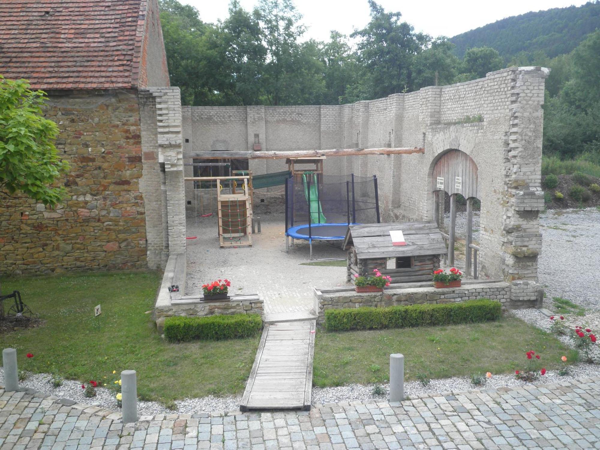 Loděnice 维斯托勒提旅馆酒店 外观 照片